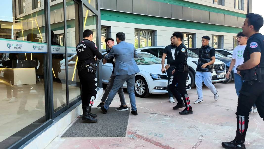 Eski koca tüfekle hastanede ölüm saçtı! Eser Karaca hayatını kaybetti 7